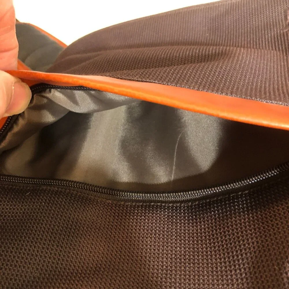 STM Vertical Laptop Messenger Bag – Black & Chestnut Brown